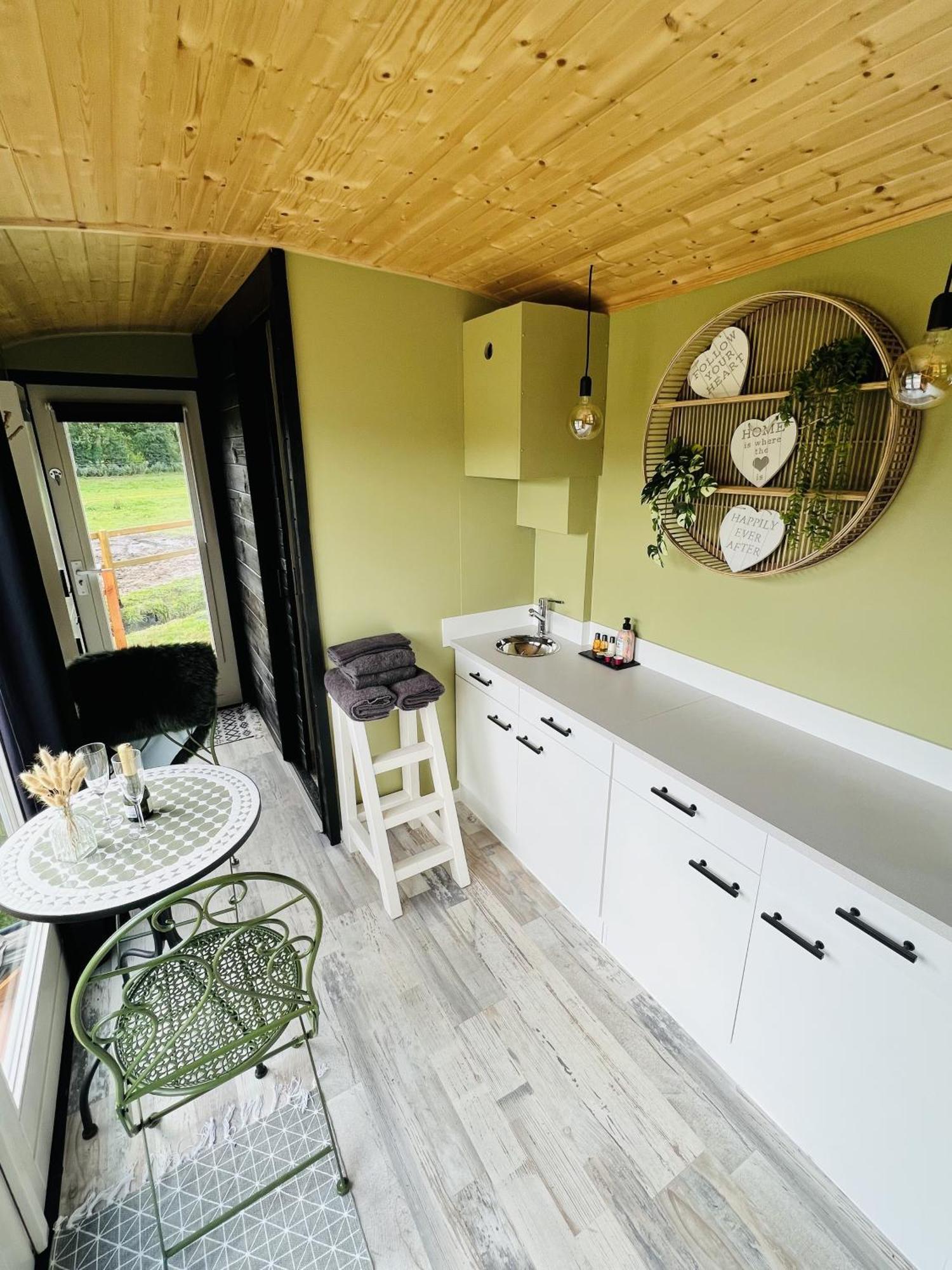 Magnolia Hoeve - Unieke Bestemming Voor Paardenliefhebbers En Bijzondere Overnachtingen In De Natuur Ledeacker エクステリア 写真